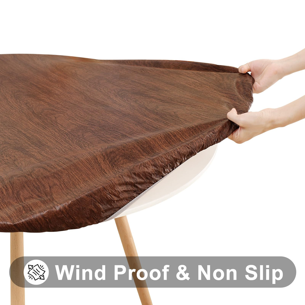Smiry round picnic tablecloth with flannel backing prevents slipping.