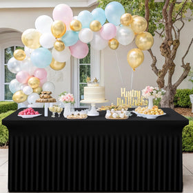 Smiry tablecloth at a wedding reception in black.
