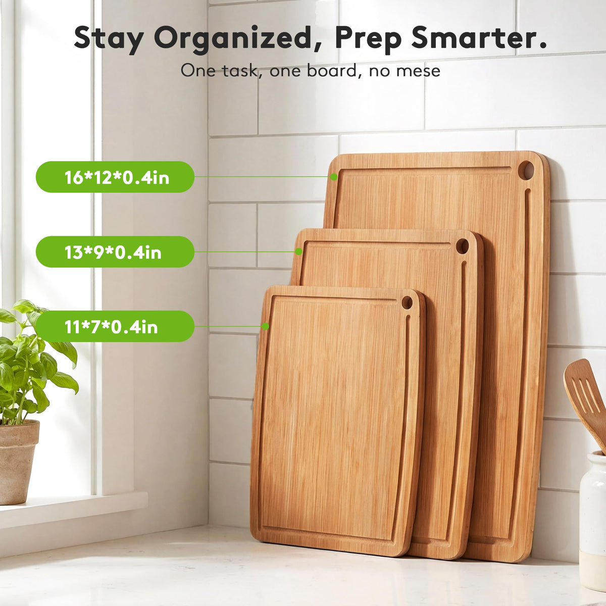 SMLIXE bamboo cutting board with deep juice groove catches liquids