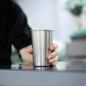 SMLIXE BPA-free rustproof pint cups for safe, repeated use.