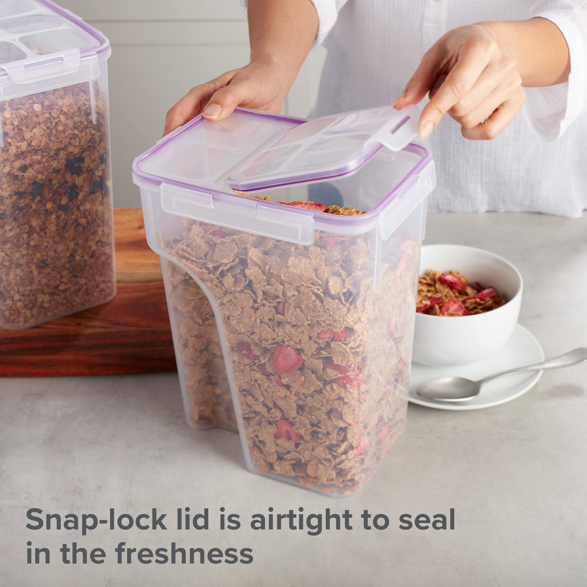 Snapware flip-top lid easy open close for quick snack access.
