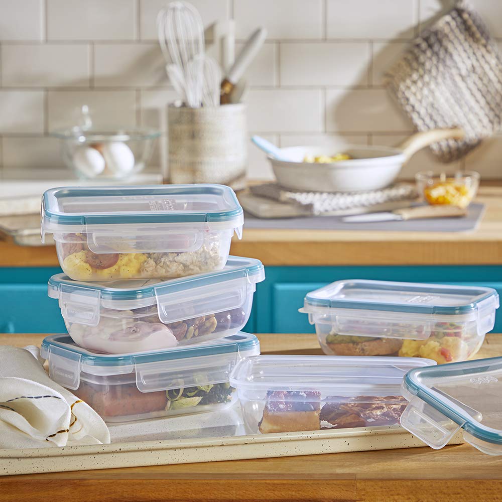 Airtight, leakproof Snapware lids secure contents and prevent spills.