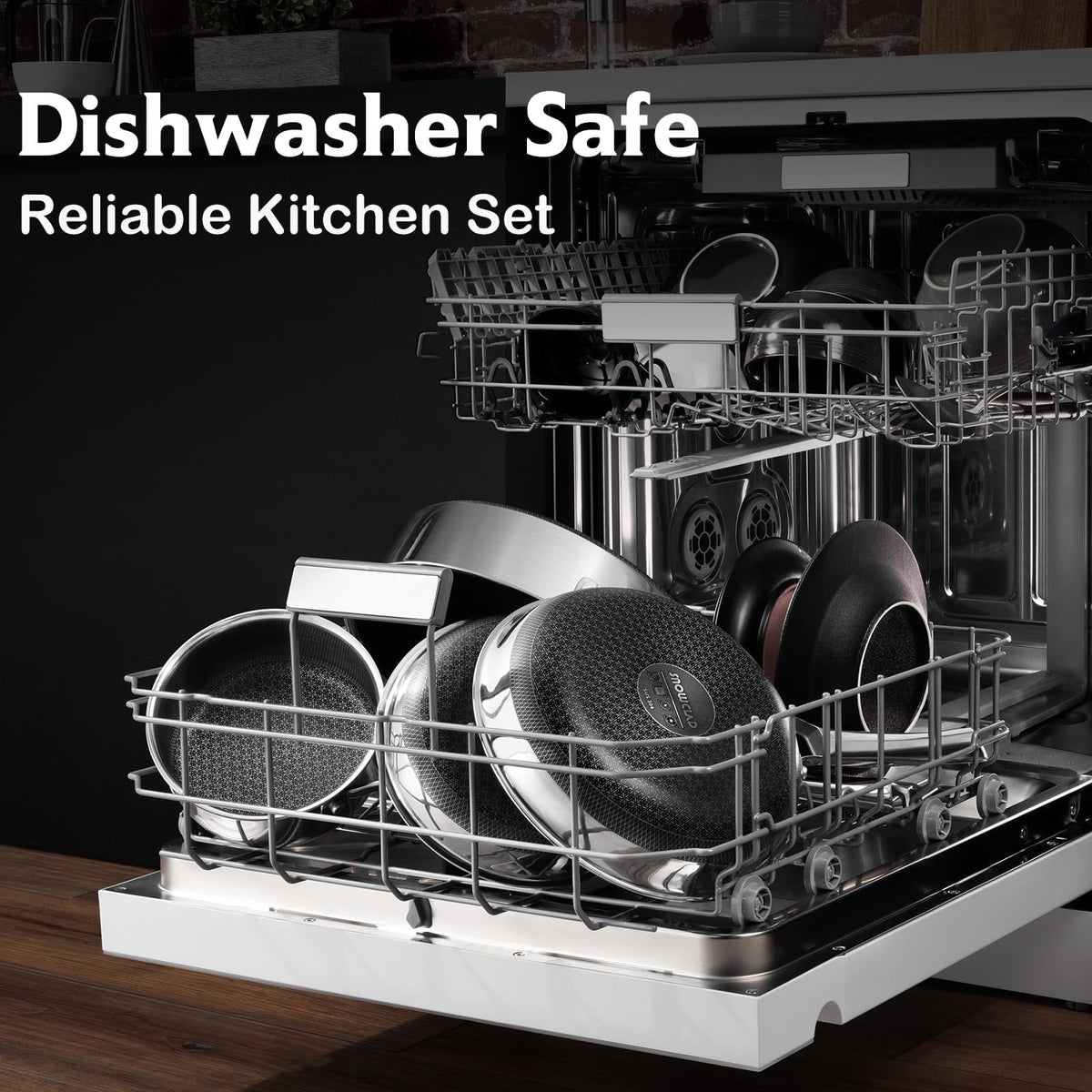 SNOWCLAD dishwasher-safe pan makes cleanup faster after cooking.