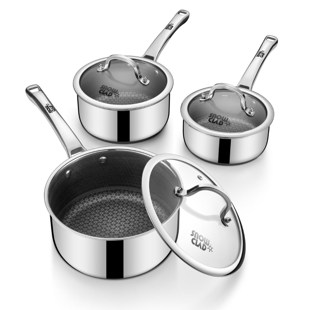 SNOWCLAD 1.5 qt sauce pan with lid for silky sauces and even simmering.