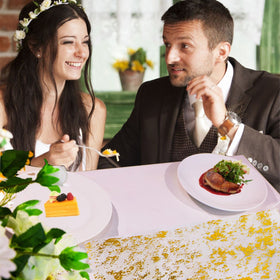 Snowkingdom centerpieces using the gold table runner for a refined look