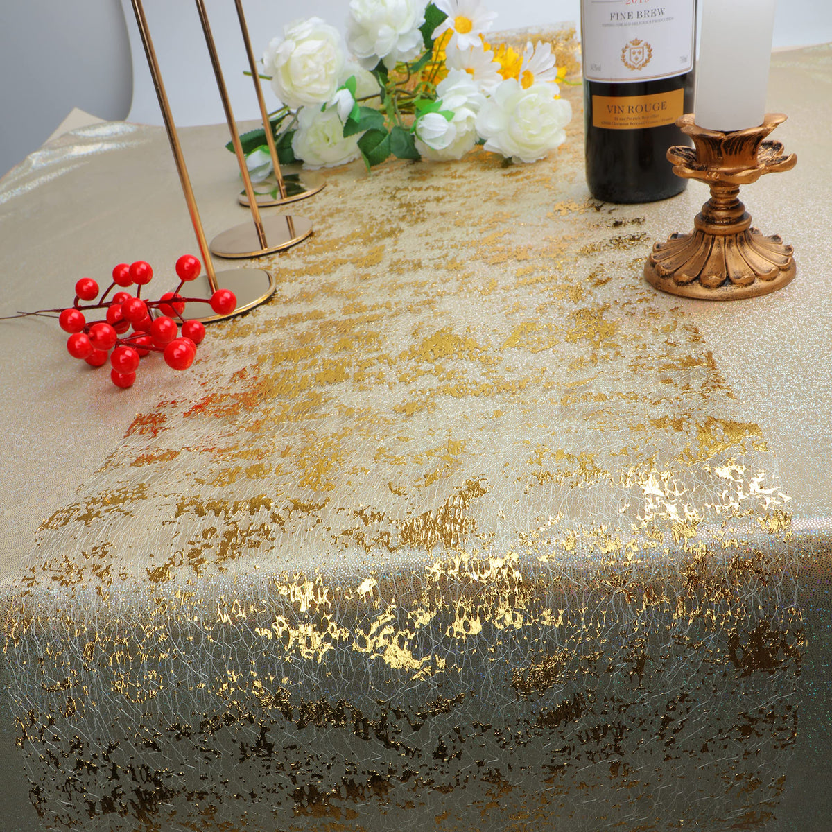 Snowkingdom glitter gold table runner as wedding decor adding modern chic flair