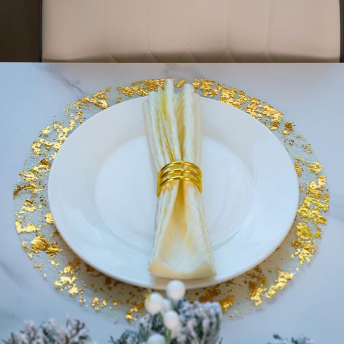 Snowkingdom gold foil mesh laminate placemats for disposable party table decor