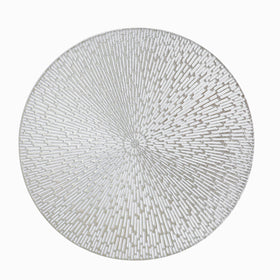 Snowkingdom silver round placemats, 15-inch set of 6, protect surfaces during meals.