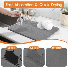Snuggery diatomite drying mat dries quickly for a dry surface.