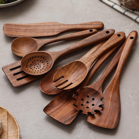 Snuvid teak spoons resist heat up to 450°F.