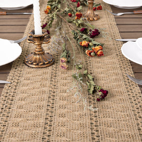 Socomi burlap table runner enhances rustic dining ambiance