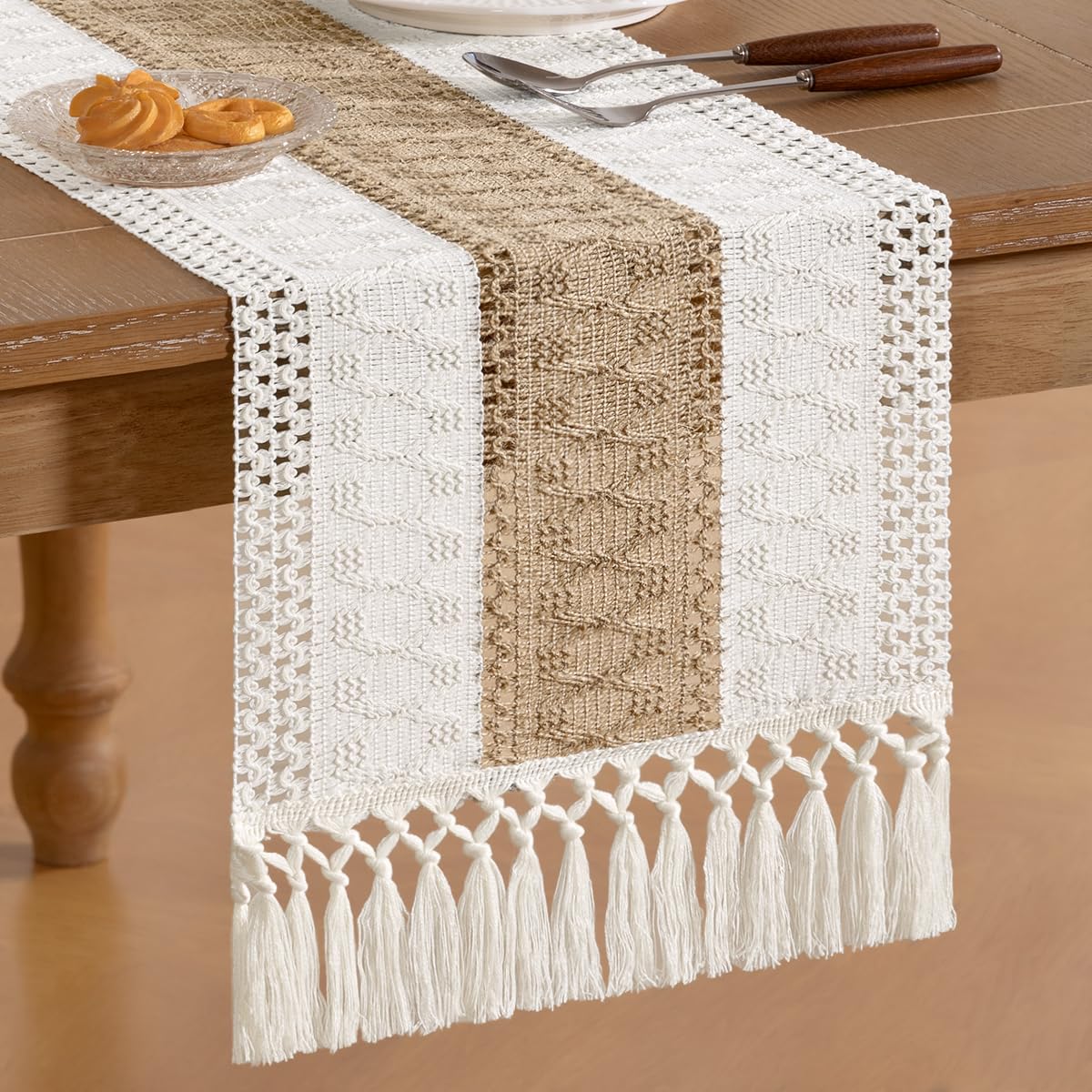 Socomi coffee table runner softens color and texture for relaxed living rooms