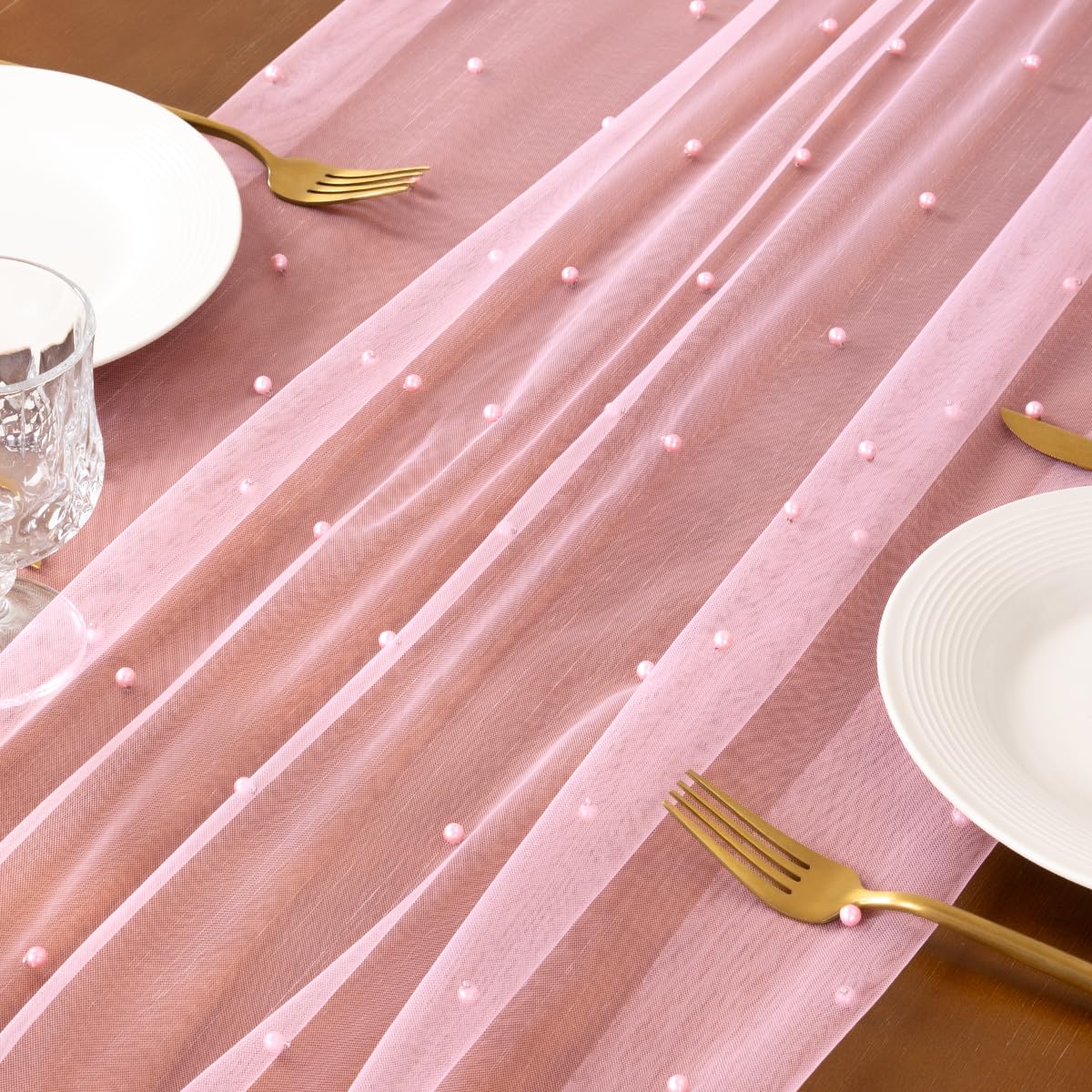 Socomi 10ft gauze runner offers versatile decor for home gatherings and seasonal events.