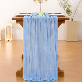 Socomi wedding party table decor light blue creates romantic table setting.