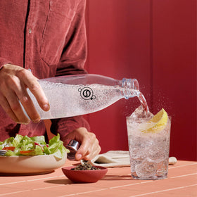 Sodastream Slim Black hermetically sealed cap boosts carbonation staying power