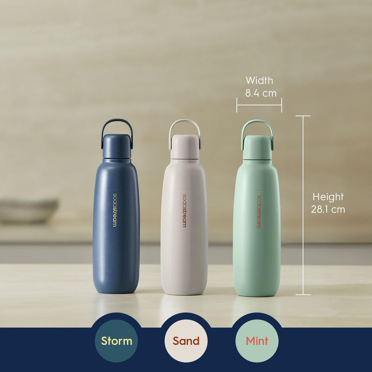 SodaStream Fizz & Go Cool bottle in car cupholder, ideal for commutes