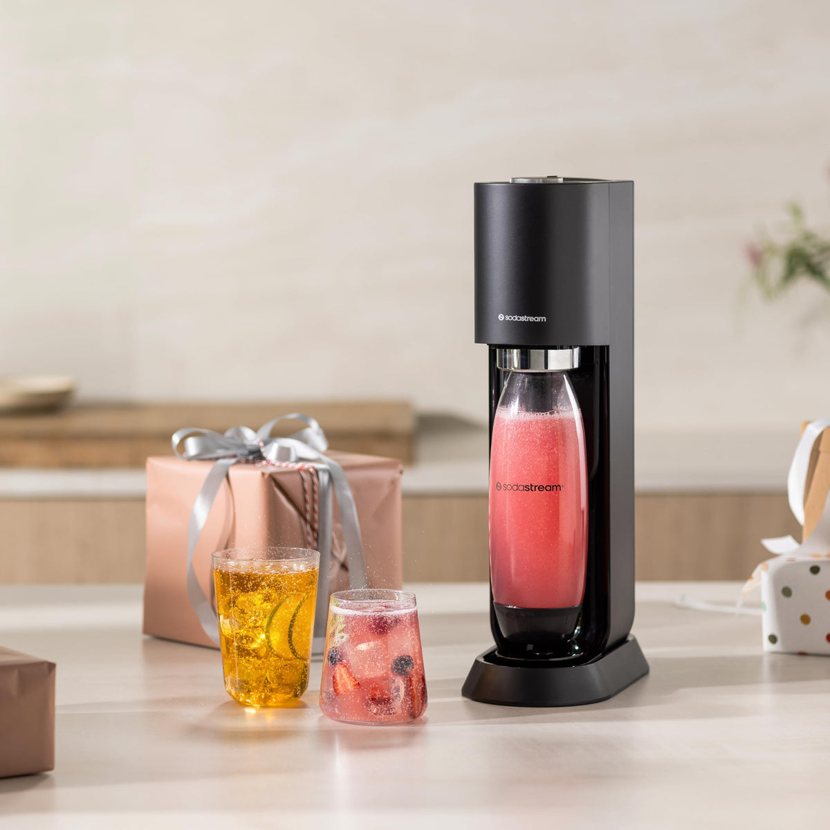SodaStream MIX bottle-release dial showing controlled carbonation for less mess