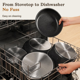 SODAY glass lids allow easy monitoring during simmering.