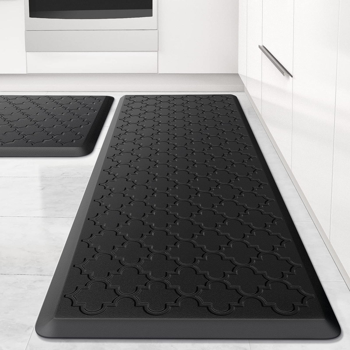 SoftDuo kitchen mat 2-pack provides ergonomic comfort for long cooking sessions.