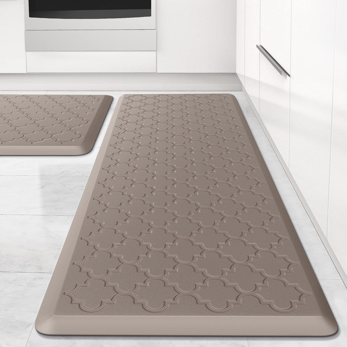SoftDuo kitchen mat pair for anti-fatigue comfort in busy kitchens.
