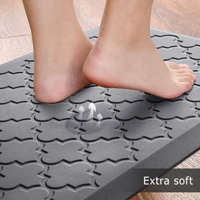 SoftDuo waterproof kitchen mat ready for spills and easy cleanup
