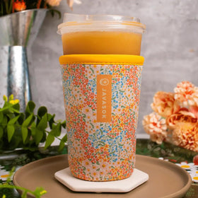Sok It JavaSok insulated sleeve bottom view protects surfaces from condensation.