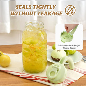 SOLIGT BPA-free lid and durable glass for long-lasting use.