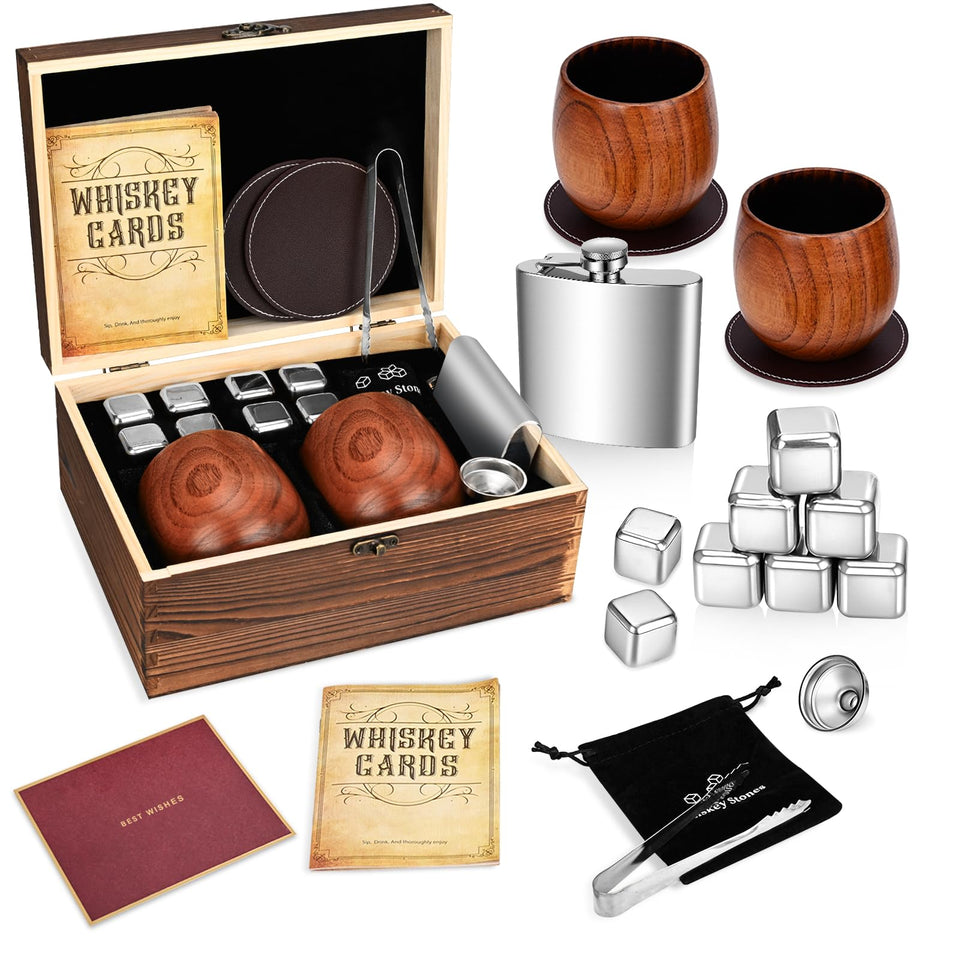 Solunvia charred wooden bourbon glasses, two-piece set, ready for tasting sessions.