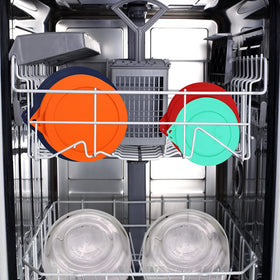SOPHICO 4 cup lid offers snug fit for glass bowls.