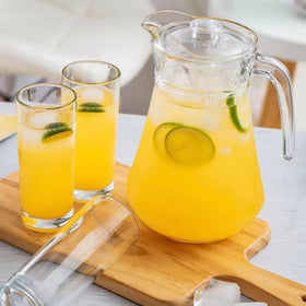 SOUJOY pitcher ideal for lemonade and iced tea gatherings.