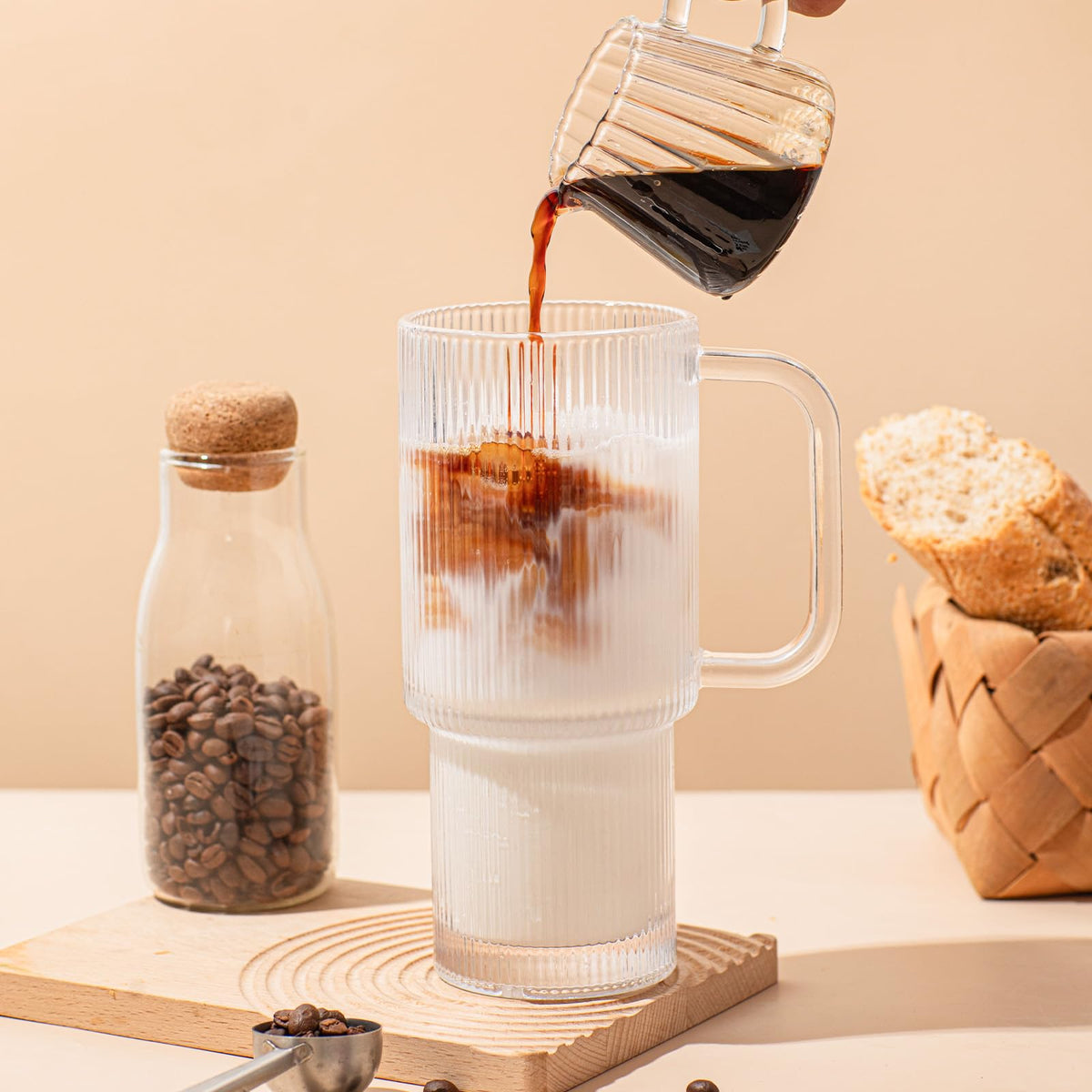 SoulTimes tumbler supports hot and cold beverages for versatile use.