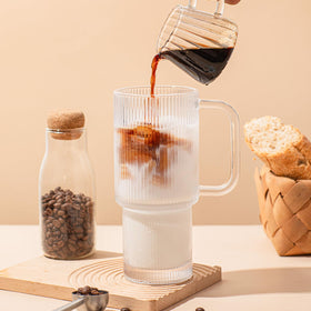 SoulTimes tumbler supports hot and cold beverages for versatile use.