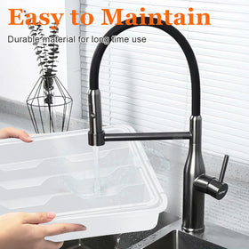 Spaclear easy-clean design shown with simple rinse to remove stains.
