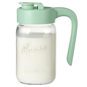 Spreccio 32oz glass pitcher with lid for leak-proof everyday beverages