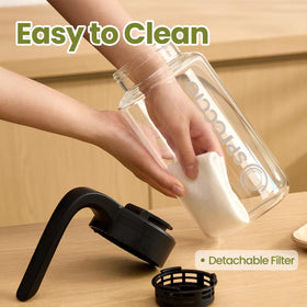 Spreccio leak-proof pour spout lid ideal for breastmilk storage and travel