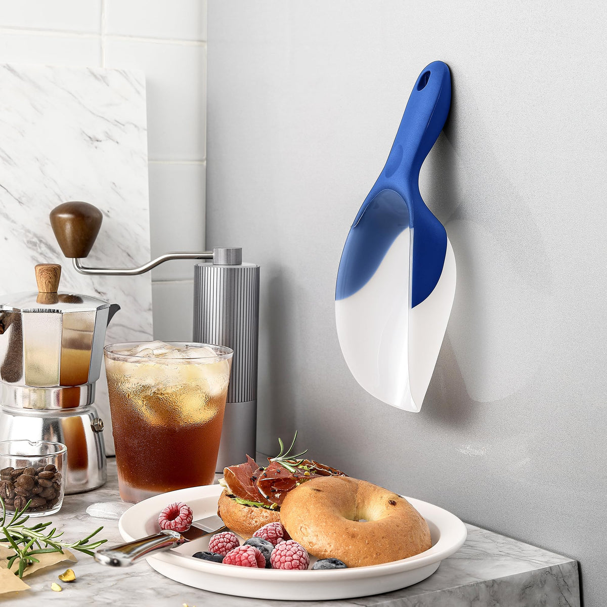 BPA-free durable plastic scoop stands up to frequent freezer use.