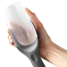 Spring Chef translucent tip helps break apart stuck ice for smooth scooping