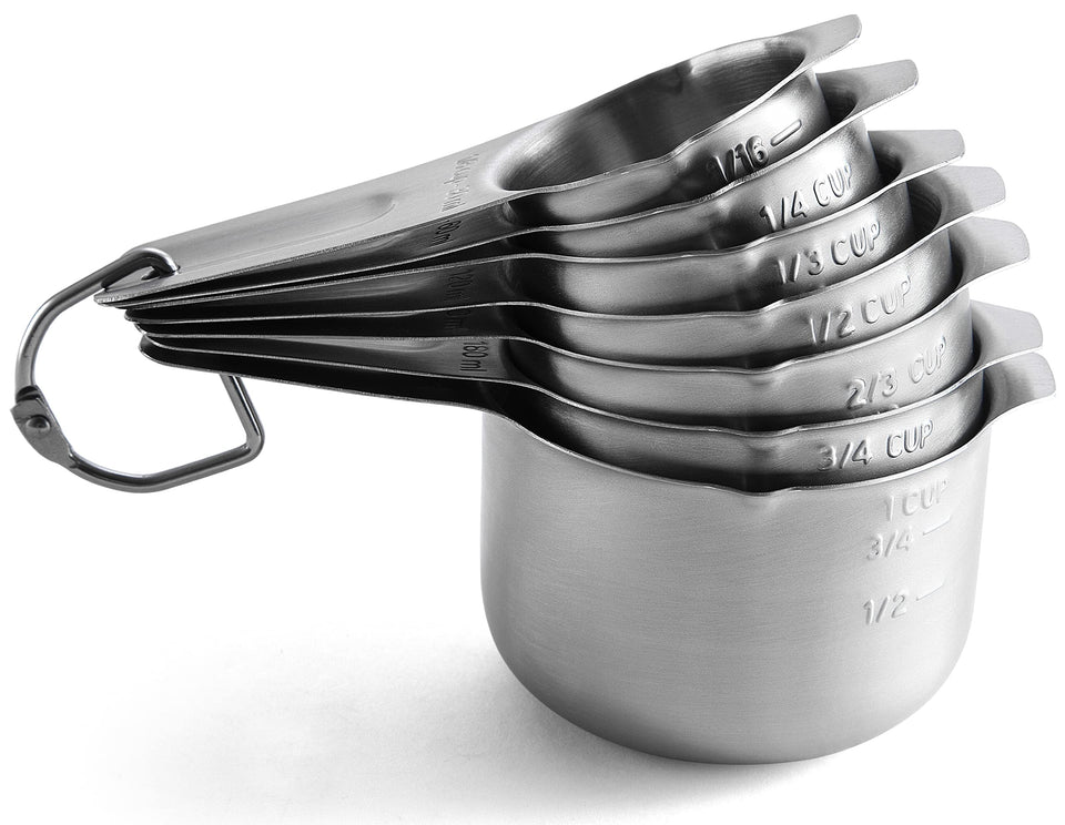 Spring Chef pour spout measuring cups showing precise liquid measurements for sauces