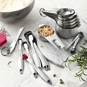 Spring Chef nested set with ring keeps cups and spoons organized.