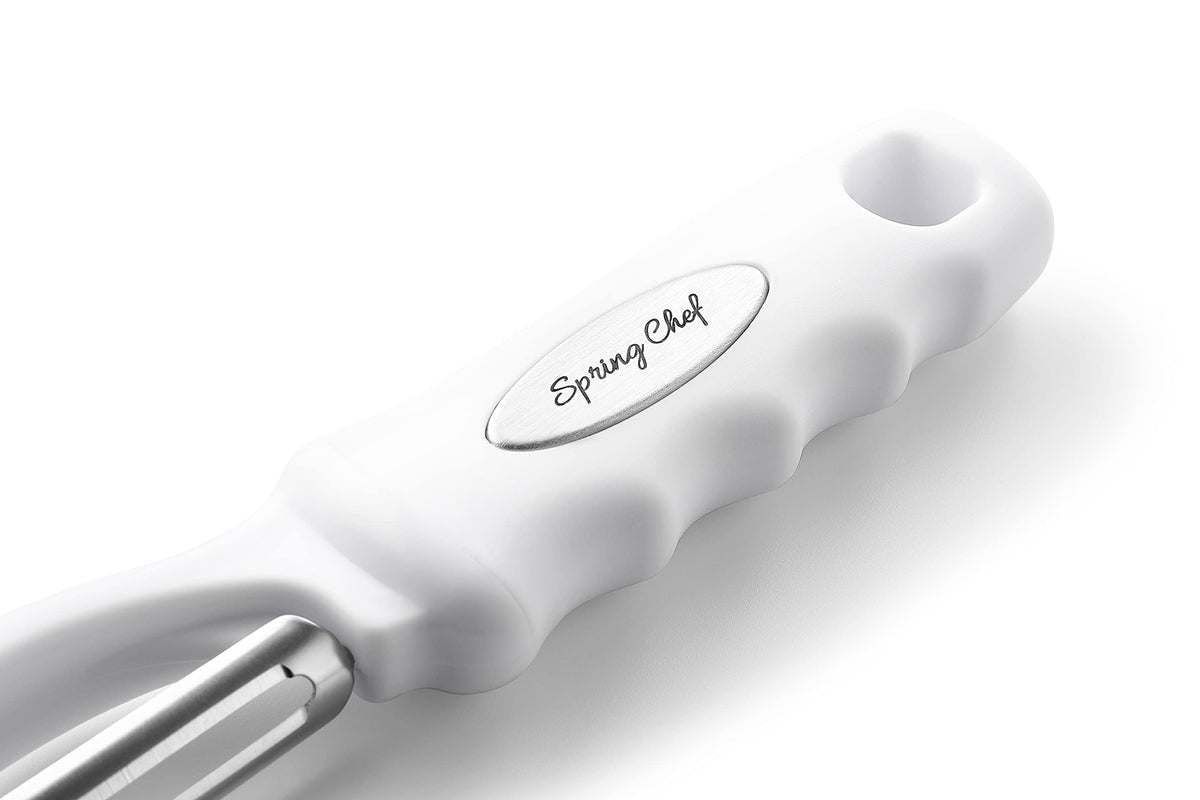 Spring Chef peeling tool ideal for potatoes, carrots, apples, and more