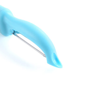 Spring Chef Premium Swivel Peeler hanging hole for convenient storage