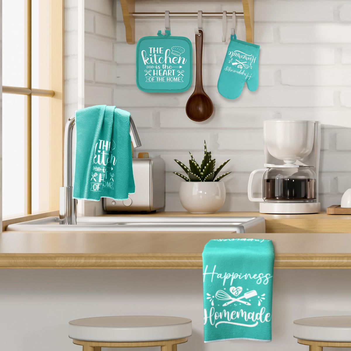Sratte gift-ready kitchen set ideal for housewarmings