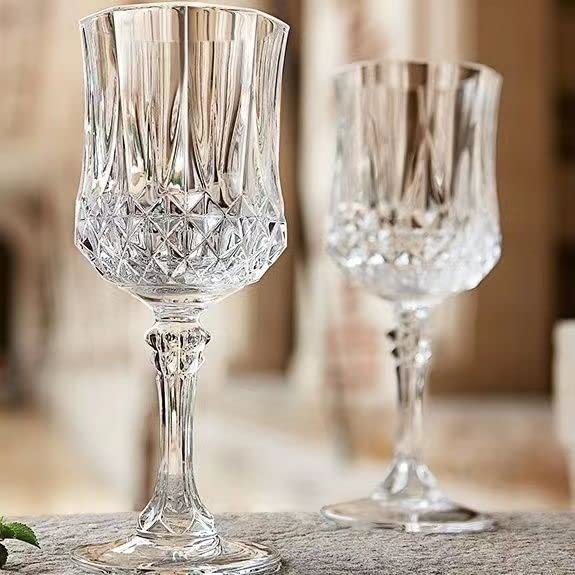 Srgeilzati glassware suited for hotels, restaurants, and entertaining spaces.