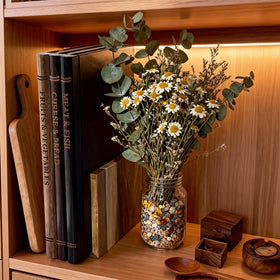 SSHIYEEY acacia wood cutting boards show natural grain and durability for daily prep.