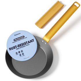 StackBear NitrOx surface close-up highlighting rust resistance for daily cooking.