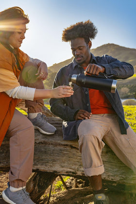Stanley Classic leakproof lid for spill-free transport and on-the-go sipping.