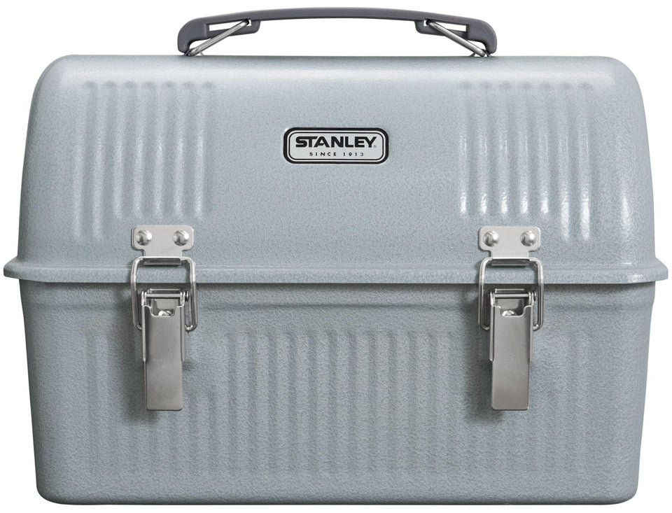 STANLEY classic lunch box with 10 qt capacity for all‑day meals.