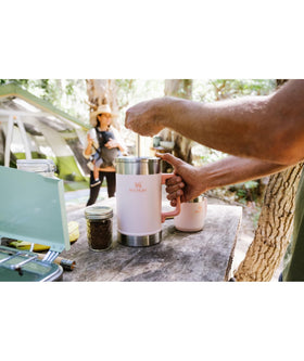 STANLEY 48 oz capacity ideal for gatherings and shared brews