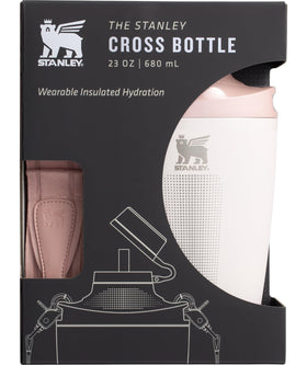 Stanley Cross Bottle leakproof Tritan lid secured during activity.