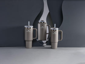 Stanley ergonomic handle with comfort-grip inserts for easy carrying.